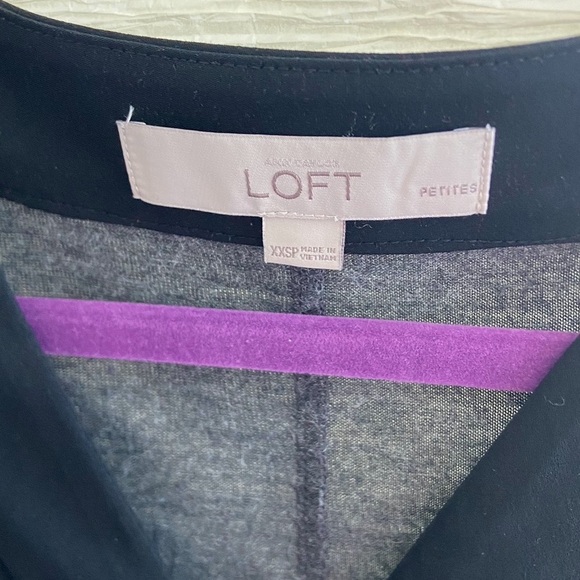 LOFT Petite black & grey mixed media top - XXSP - Picture 3 of 3